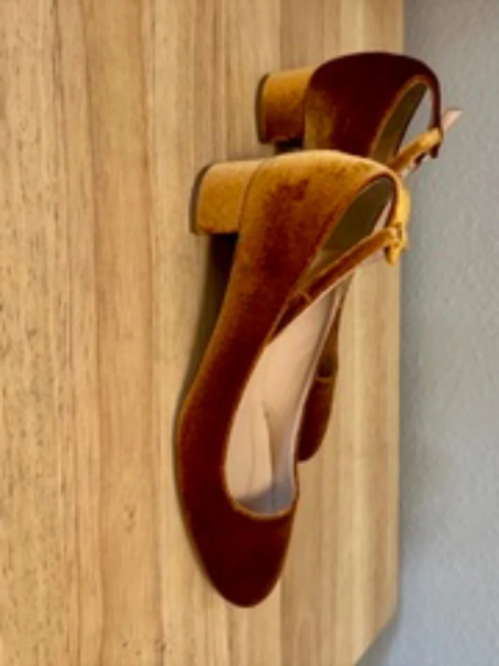 JCrew VELVET Ankle-Strap Heels Size 7.5 M   NEW w/o BOX  Block heel 1.375